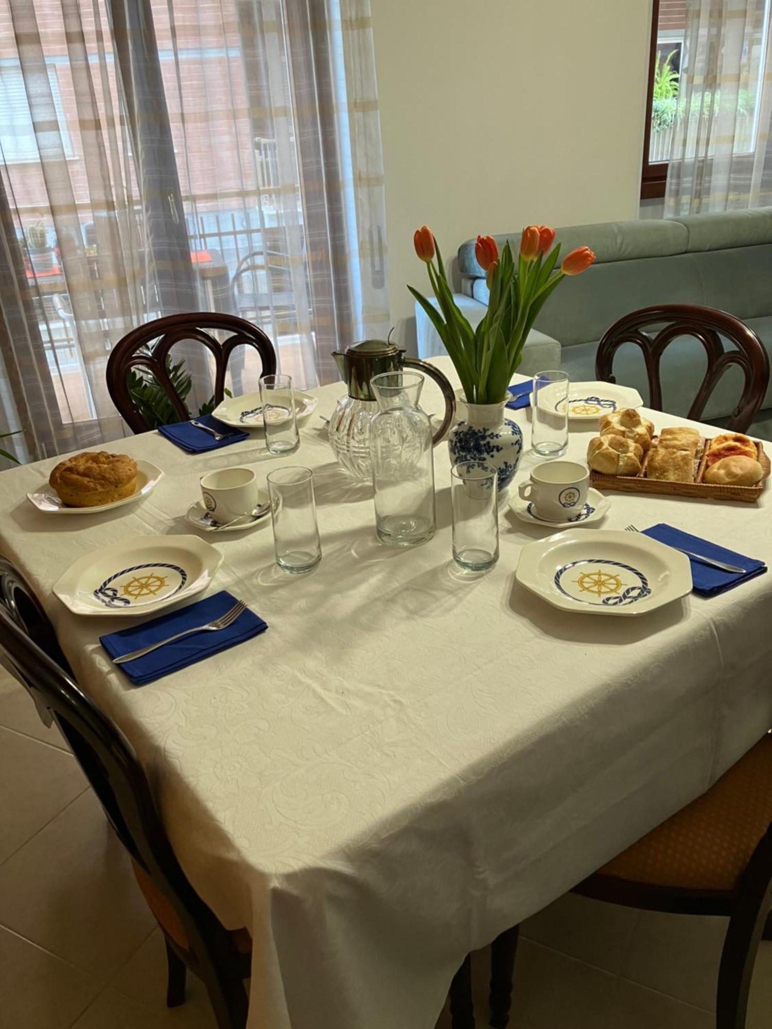 La Dimora Di Livia Aparthotel Λίντο ντι Όστια Εξωτερικό φωτογραφία